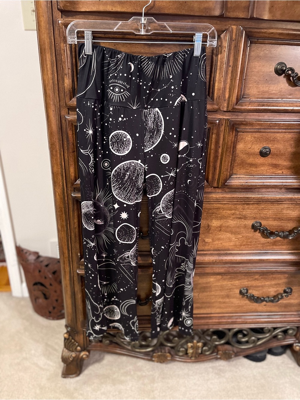 Black Cosmic Print Cropped Wide-Leg Pants